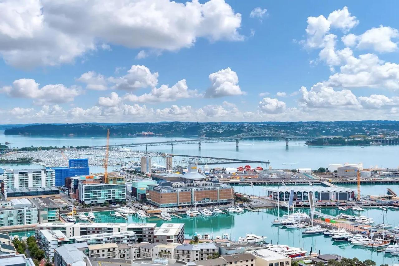 Amazing Harbour, Skytower And Rangitoto Views Leilighet Auckland Eksteriør bilde